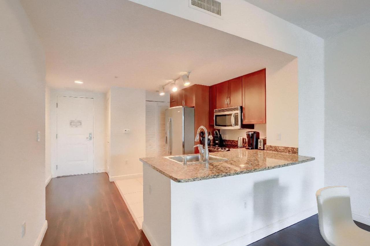Apartment In Casa Costa Condo!Beach Pass Included Boynton Beach Dış mekan fotoğraf