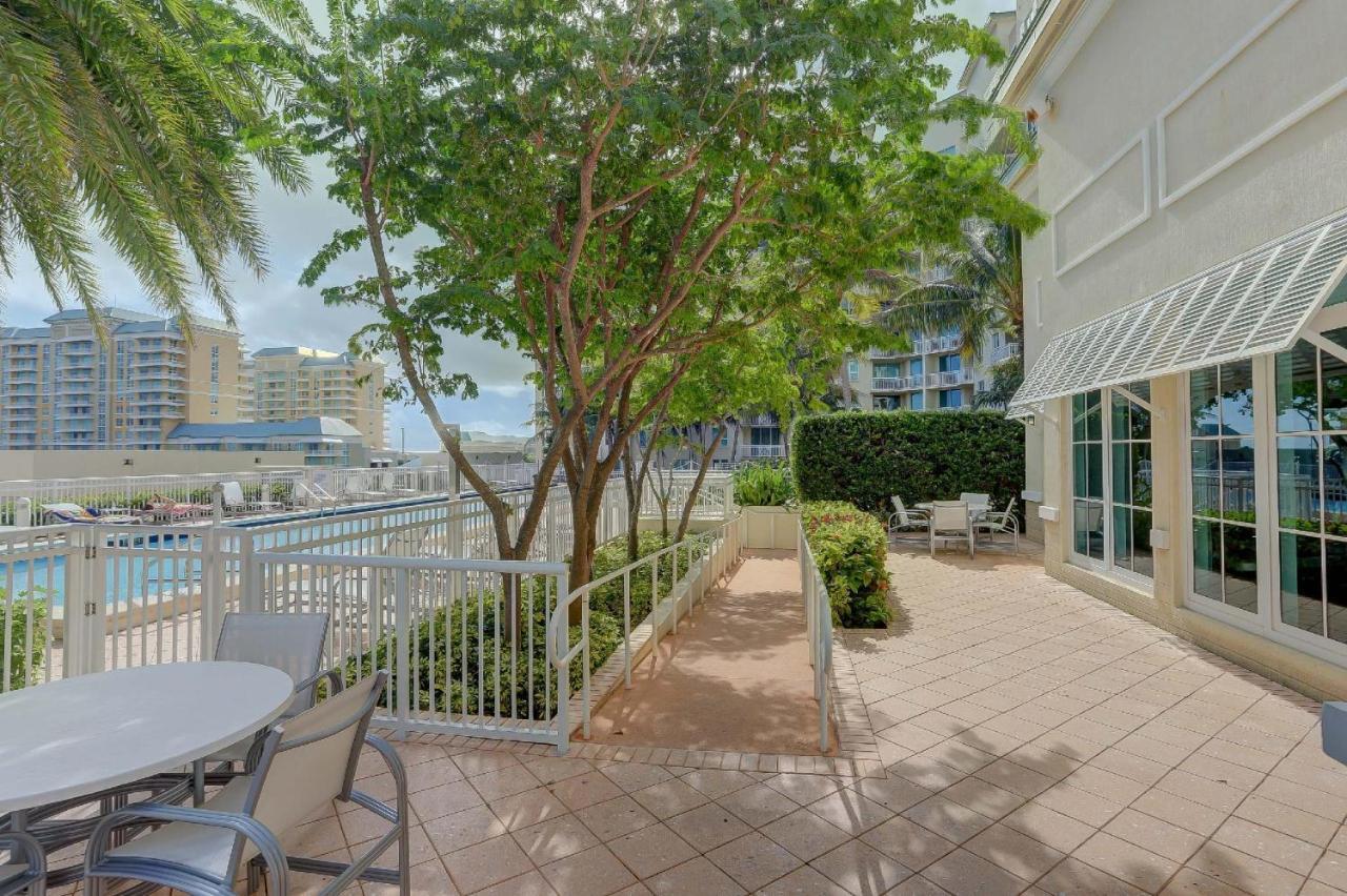 Apartment In Casa Costa Condo!Beach Pass Included Boynton Beach Dış mekan fotoğraf